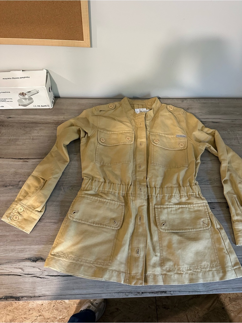 Calvin Klein Women's Utility Jacket in Light Khaki